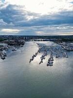 aéreo ver de Southampton Puerto ciudad de sur Inglaterra costa, unido Reino. mayo 16, 2024 foto