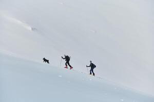 Pushing Limits on High. A Team of Experts Conquers the Backcountry photo