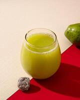 Kedondong fruit juice is a source of antioxidants, vitamin C and vitamin A which play an important role in maintaining the health and function of white blood cells. photo