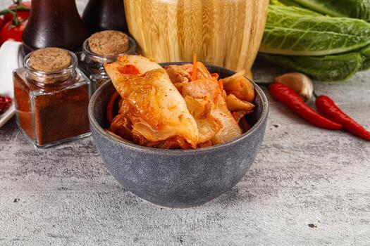coreano cocina fermentado repollo kimchi foto