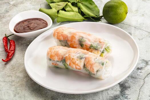 Vietnamese spring roll with prawn photo
