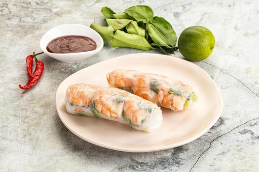 Vietnamese spring roll with prawn photo