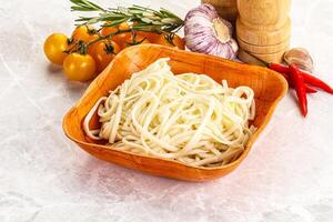 tradiciona asiático cocina - udon fideos foto