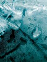 icecubes background,icecubes texture,icecubes wallpaper,ice helps to feel refreshed and cool water from the icecubes helps the water refresh your life and feel good.ice drinks for refreshment business photo