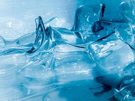 icecubes background,icecubes texture,icecubes wallpaper,ice helps to feel refreshed and cool water from the icecubes helps the water refresh your life and feel good.ice drinks for refreshment business photo
