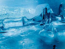 icecubes background,icecubes texture,icecubes wallpaper,ice helps to feel refreshed and cool water from the icecubes helps the water refresh your life and feel good.ice drinks for refreshment business photo