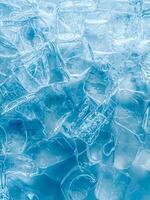 icecubes background,icecubes texture,icecubes wallpaper,ice helps to feel refreshed and cool water from the icecubes helps the water refresh your life and feel good.ice drinks for refreshment business photo