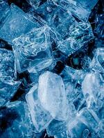 icecubes background,icecubes texture,icecubes wallpaper,ice helps to feel refreshed and cool water from the icecubes helps the water refresh your life and feel good.ice drinks for refreshment business photo