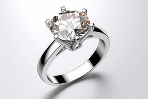 grande diamante anillo aislado en blanco antecedentes. grande diamante compromiso anillo. foto