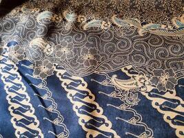 The patterns on traditional Batik, presenting visual and philosophical The patterns on traditional Batik, presenting visual and philosophical photo