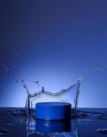 empty blue podium mockup with water splash on a gradient background for product display photo