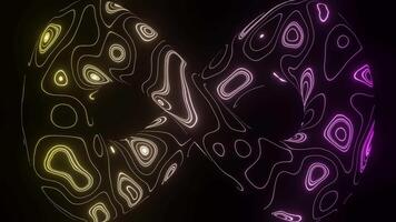 abstrato cíclico animação com uma dobrado 3d forma coberto de transformando manchas. Projeto. serpente gostar comovente infinito sinal, desatado laço. video