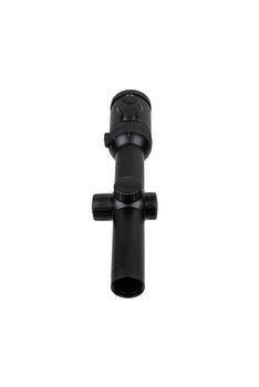 moderno francotirador alcance en un blanco atrás. óptico dispositivo para puntería y disparo a largo distancias foto