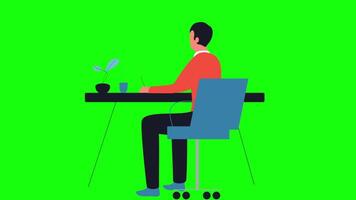 homem sentado dentro cadeira às computador portátil computador às escrivaninha em tela verde fundo 2d desenho animado animação video