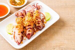 fried squid with garlic photo