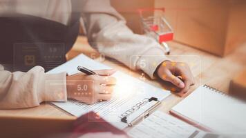 Selling online on Internet ,SME ,e-commerce ,Checklist with checkmarks and checkboxes ,questionnaires ,checkbox to conduct opinion and quality surveys or satisfaction ,quality inspection photo