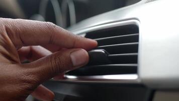 car air conditioner grid pane, video