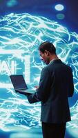 vertical sistema administrador trabalhando em computador portátil, programação artificial inteligência Informática simulando humano cérebro. homem dentro área de trabalho usando caderno, construção ai máquina Aprendendo algoritmos, Câmera b video