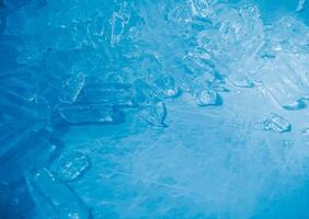 icecubes background,icecubes texture,icecubes wallpaper,ice helps to feel refreshed and cool water from the icecubes helps the water refresh your life and feel good.ice drinks for refreshment business photo