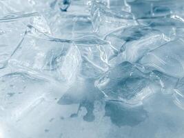 icecubes background,icecubes texture,icecubes wallpaper,ice helps to feel refreshed and cool water from the icecubes helps the water refresh your life and feel good.ice drinks for refreshment business photo
