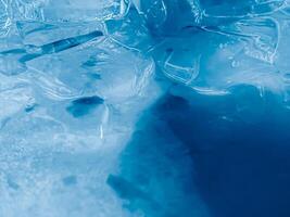 icecubes background,icecubes texture,icecubes wallpaper,ice helps to feel refreshed and cool water from the icecubes helps the water refresh your life and feel good.ice drinks for refreshment business photo