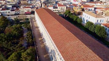 Stoa of Attalus, a completely renovated structure of Greek civilization, in the Agora in Athens. It attracts tourists for its Agora museum and the wonder of classical Greek art. Aerial view Agora park video