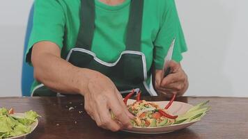 steaming mixed vegetables in the wok, asian style cooking vegetarian and healthy, selected focus, narrow depth of field video