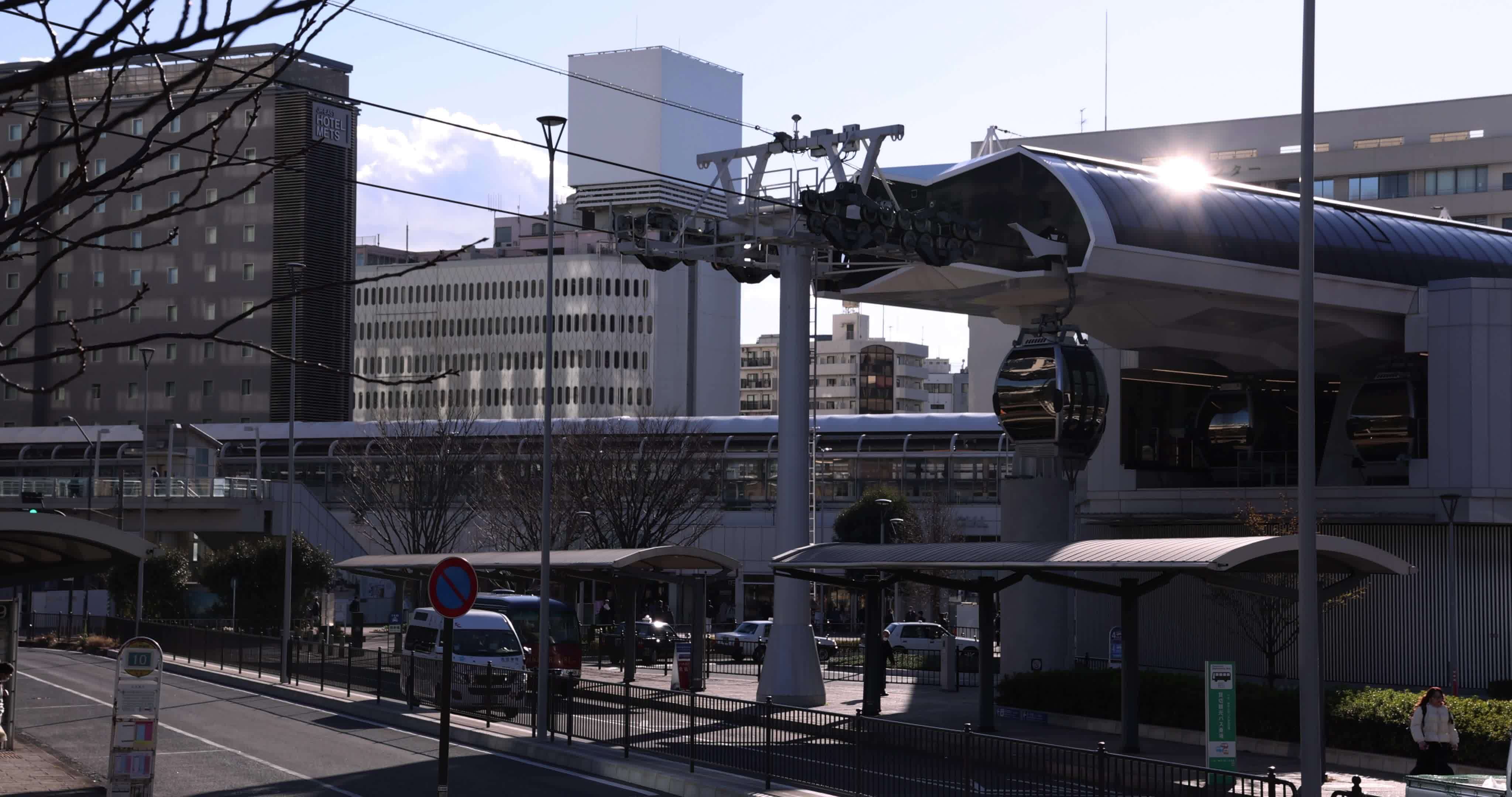 A moving ropeway at the business town in Yokohama 47835087 Stock Video