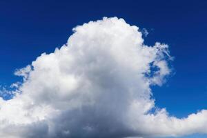 White And Gray Cumulus Cloud In Blue Sky photo