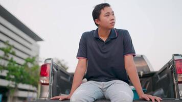 Asian man fed up with bankrupt business failure, tired of headaches and stressed, worried about problems at work. video