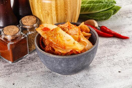 coreano cocina fermentado repollo kimchi foto