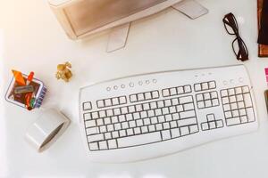 A Designer team and website designers are collaborating to develop a website using the ux ui system to match with the smartphone system. Ux ui system learning concepts for application development photo