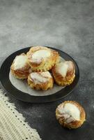 eclairs Crispy and with smooth and soft custard cream photo