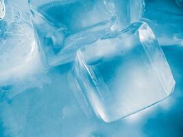 icecubes background,icecubes texture,icecubes wallpaper,ice helps to feel refreshed and cool water from the icecubes helps the water refresh your life and feel good.ice drinks for refreshment business photo