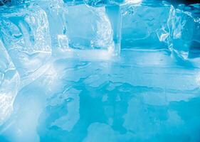 icecubes background,icecubes texture,icecubes wallpaper,ice helps to feel refreshed and cool water from the icecubes helps the water refresh your life and feel good.ice drinks for refreshment business photo