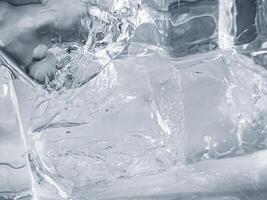 icecubes background,icecubes texture,icecubes wallpaper,ice helps to feel refreshed and cool water from the icecubes helps the water refresh your life and feel good.ice drinks for refreshment business photo