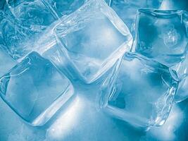 icecubes background,icecubes texture,icecubes wallpaper,ice helps to feel refreshed and cool water from the icecubes helps the water refresh your life and feel good.ice drinks for refreshment business photo
