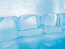icecubes background,icecubes texture,icecubes wallpaper,ice helps to feel refreshed and cool water from the icecubes helps the water refresh your life and feel good.ice drinks for refreshment business photo