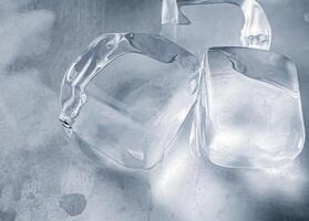 icecubes background,icecubes texture,icecubes wallpaper,ice helps to feel refreshed and cool water from the icecubes helps the water refresh your life and feel good.ice drinks for refreshment business photo