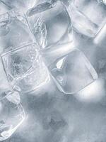 icecubes background,icecubes texture,icecubes wallpaper,ice helps to feel refreshed and cool water from the icecubes helps the water refresh your life and feel good.ice drinks for refreshment business photo