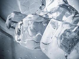 icecubes background,icecubes texture,icecubes wallpaper,ice helps to feel refreshed and cool water from the icecubes helps the water refresh your life and feel good.ice drinks for refreshment business photo