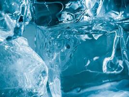 icecubes background,icecubes texture,icecubes wallpaper,ice helps to feel refreshed and cool water from the icecubes helps the water refresh your life and feel good.ice drinks for refreshment business photo