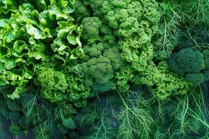 a close up of many fresh greens, photo