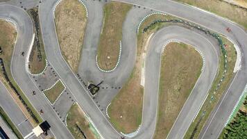 zumbido ver de go-kart pista carreras video