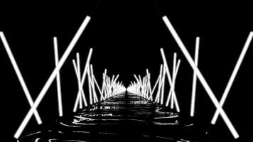 rör på sig 3d korridor med neon rader i mörk. design. dyster väg i cyberrymden med neon rader. neon rader belysa mörk väg i virtuell Plats video