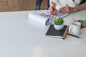 Smooth Focus, group of web designers are working together to develop mobile responsive website with UI UX Front End Designer Previewing. website designers in form of mobile applications with UI UX photo