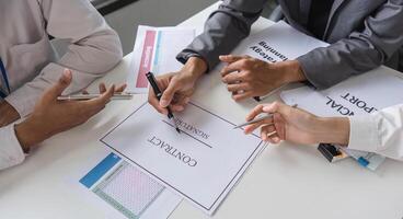 Business Team Meeting for Idea Presentation and Exchange in a Modern Office Setting photo