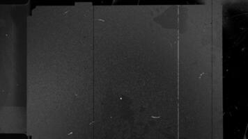 Old Film Overlay Effect with noise and scratches, dynamic retro analog and cinematic look video