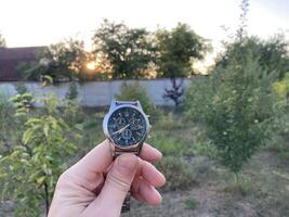 Quartz watch for orientation on the ground photo