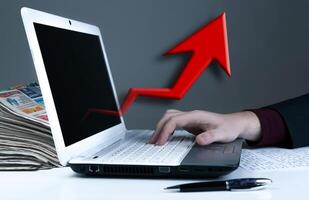 making money on the Internet photo